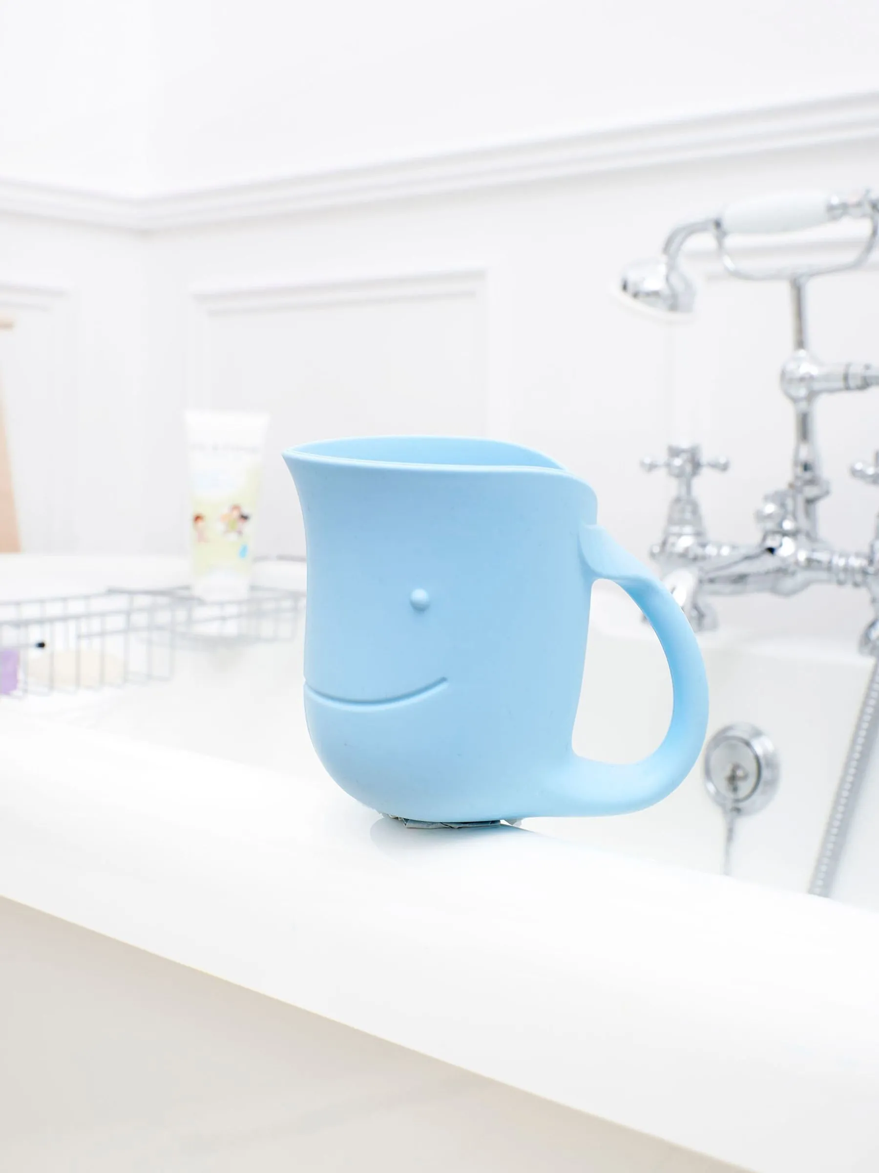 Whale Shampoo Rinse Jug