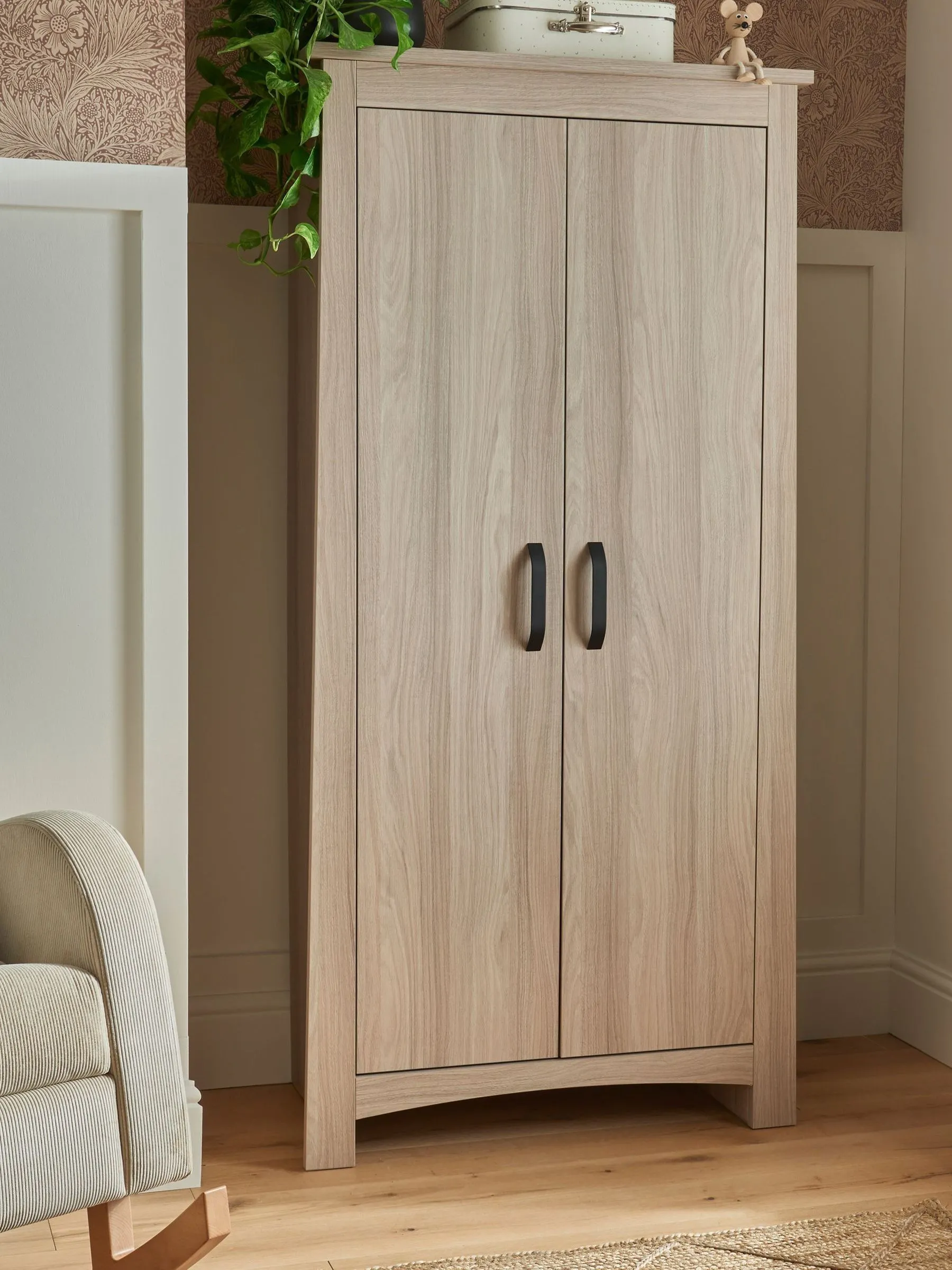 Cuddleco Ash Isla 2 Door Nursery Wardrobe