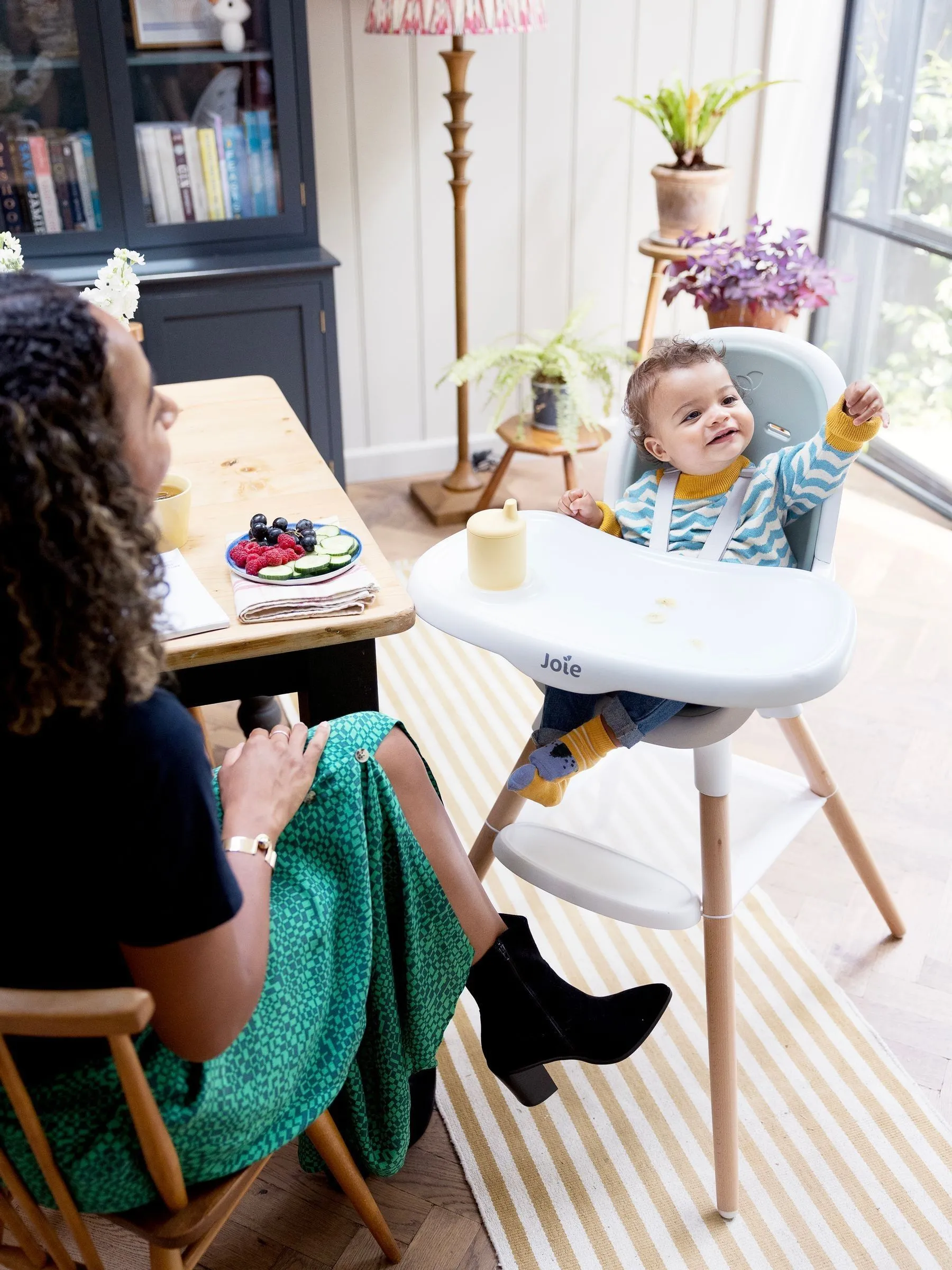 Joie Mist Chestnut Highchair