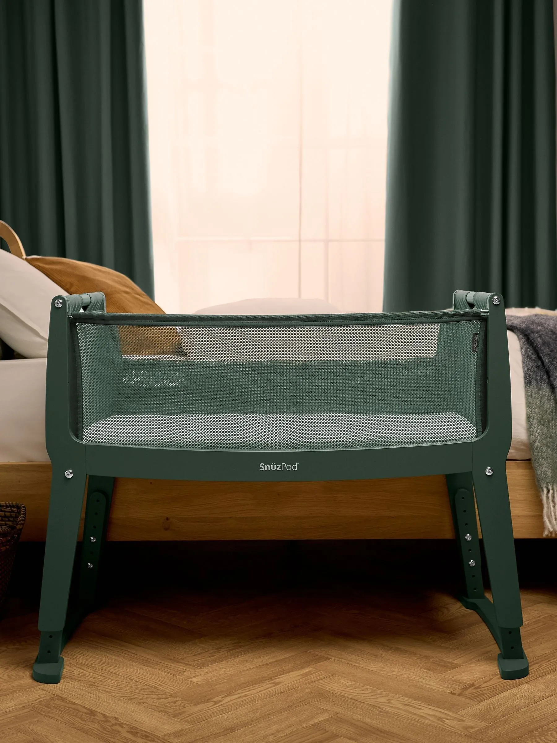 Snuz Berlin SnuzPod Studio Bedside Crib